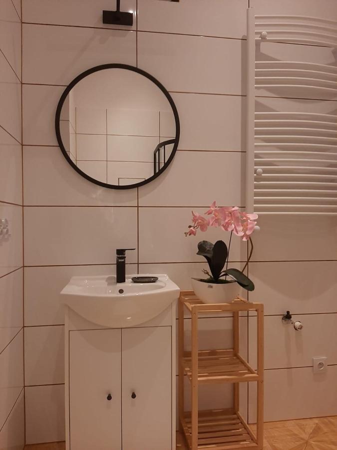 Apartamenty Jednosci 46 ヴロツワフ エクステリア 写真