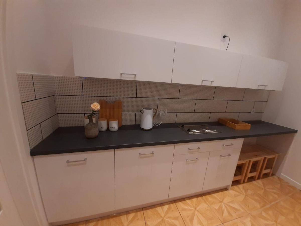 Apartamenty Jednosci 46 ヴロツワフ エクステリア 写真